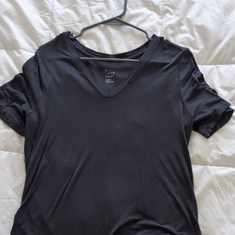 GAP Women's Black V-Neck Top